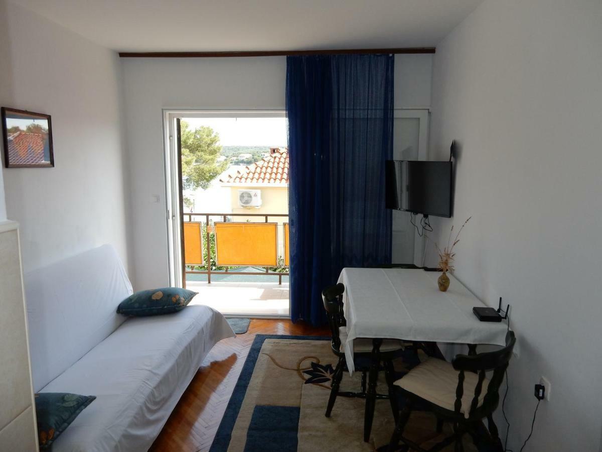 Apartments Indira Lovište Zewnętrze zdjęcie