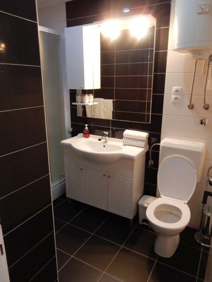 Apartments Indira Lovište Zewnętrze zdjęcie